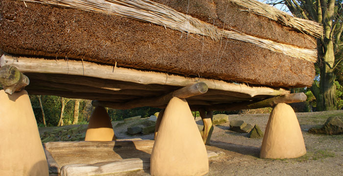 Afrikanische Baukunst im Afrikamuseum afrikamuseum toguna