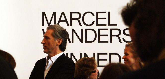 Marcel Wanders bei der Ausstellungseröffnung wanders
