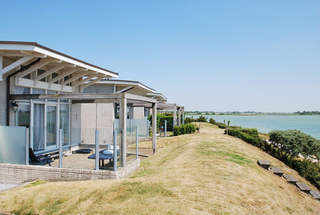 Dijkvilla Beach Resort Makkum